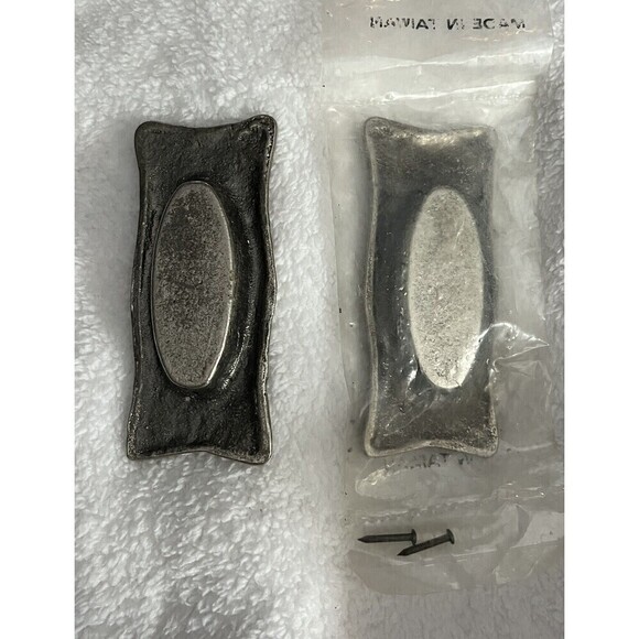 Set Of 2 Vintage Y2K Reproduction Window Pulls/Pocket Door Pulls Beaded Trim - Picture 2 of 7